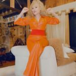Charo Instagram - Hola Amigos I want to Share with You That APRIL 5 and APRIL 6 I Will Be in LAS VEGAS With My New Show CHARO IN CONCERT . At The Beautiful @southpointlv . I am Very Excited Because my New Show Is a Hit and Everyone Loves it l Can’t Wait to See You Dance Sing and Play my Guitar For YOU. OLE . VIVA LAS VEGAS . #charo #cuchicuchi #music #lasvegas #dance #dancing #tour #nevada #gambling #poker #fun #flamingo #salsa #guitar #guitarist #musician #concert #tourism #singer #costume #fiesta #vivalasvegas #southpointlasvegas