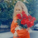 Charo Instagram - Hola Amigos l Just want to tell You Happy Weekend and l Hope That One Day Soon You will Get Flowers from a Very Grateful Chihuahua . I Hope You Like It  I Love You All. Besos. #charo #cuchicuchi #Chihuahua #cute #fun #small #animals #bestfriends #red #flowers #roses #weekend #beautiful #seasons #beverlyhills #ca #gift #neighbors #sweet #friday #explorepage #fyp #foryou #foryoupage #love #loveyou