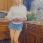 Charo Instagram - Hola Amigos I want to Share with You a secret from the Fountain of Youth This Great Salad is Perfect for a Powerful and Energetic Cuchi Cuchi Weekend . HAPPY FRADAY . I Hope You Like it I Love You All . Besos. #charo #cuchicuchi #foodie #healthyrecipes #healthylifestyle #vegetarian #vegetables #cabbage #red #delicious #yummy #vitamin #nature #friday #chefcuchicuchi #weekend