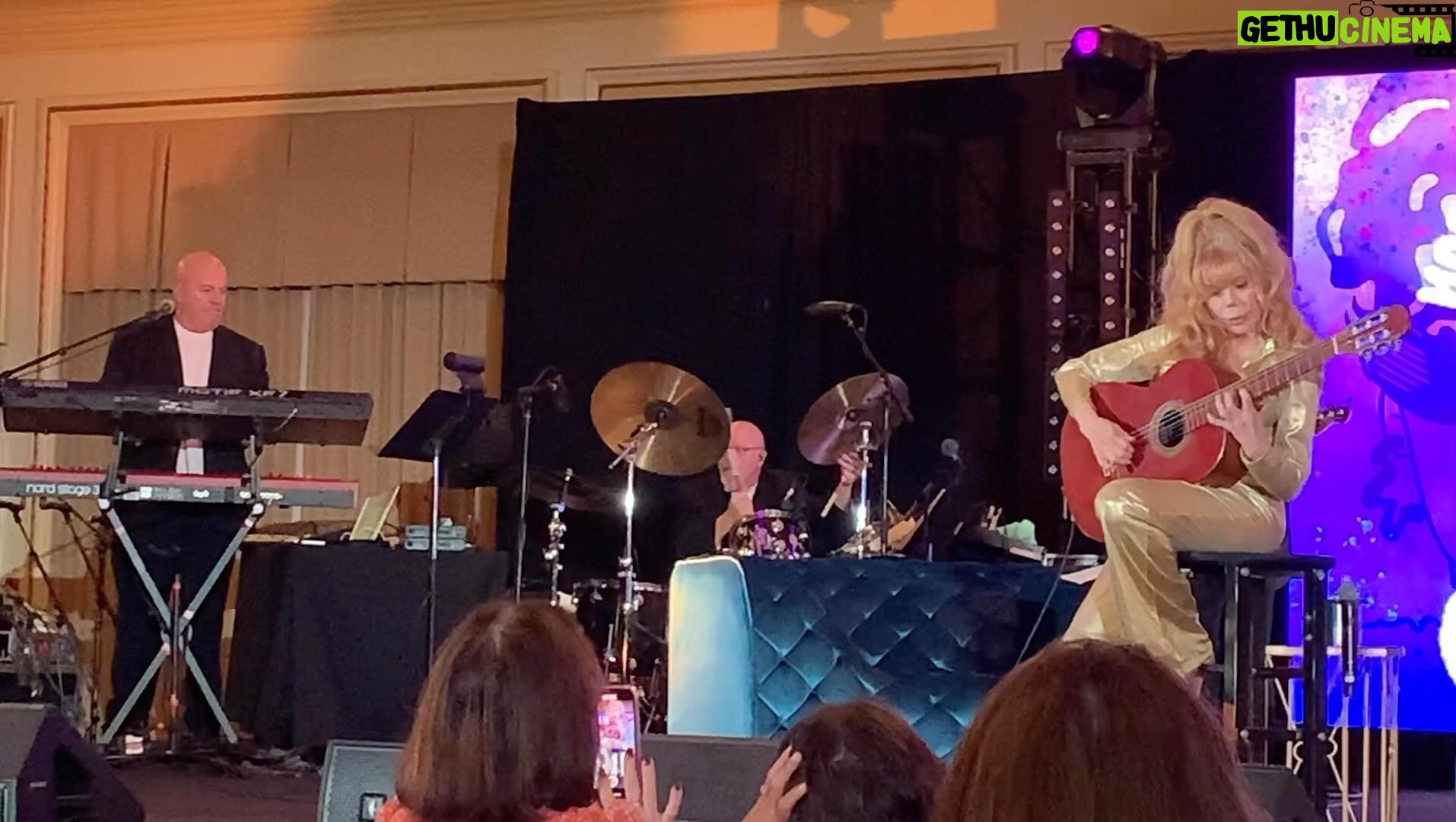 Charo Instagram - Hola amigos, i had so much fun at @aarp @femmeconfab w my friend @funnyaida talking women’s empowerment and playing my guitar for you. I hope you like it. I love you all. Besos! #charo #aarp #femmeconfab #aidarodriguez