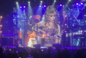 Charo Instagram - Hola amigos!  I want to share with you this beautiful moment from my concert at the amazing Southpoint in Las Vegas.  Everybody plays with so much amor.  I wish you would be here!  Muchas gracias to everybody and I love you all.  Besos!  Ole y viva Las Vegas!

#lasvegas #guitar #showtime #night #elegant #flamenco #southpoint #casino #love #class #classical #fun #spanish #ole #charo #entertainment #vegas