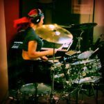 Chastity Ashley Instagram – “Stand up, give it all you got and let it flow”!
#fridaymood #fridayvibes #hybrid #drummer #drummerlife #blackpink #remix #neonpony

Gear: @roland_us @sabiancymbals_official @gibraltarhardware @vicfirth @evansdrumheads