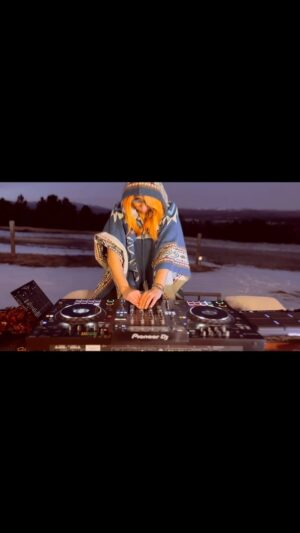 Chastity Ashley Instagram - From mountain vibes to the deep blue sea, this is how I craft my DJ sets - embedded in nature’s inspiration. I explore the acoustics amidst mountain peaks while testing beats as I get ready for the backdrop of rolling waves. This is my DJ set laboratory, where nature becomes my ultimate soundcheck. 
.
Countdown to Fiji! 🇫🇯 7 days to @cloud9_fiji 
#dj #remix #drummer #soulwarrior #neonpony #musicistheanswer