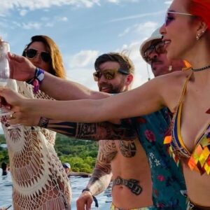 Chastity Ashley Instagram - When you love life and the feeling of being present and alive, it loves you right back.
.
Wherever you are, be all there
.
#sxm #sxmfestival #visitstmaarten #stmaarten @sxmfestival @sxmbynight 

Blessings on blessings for being a part of such a magnetic, immersive and high vibrational energy of this incredible festival with my vibe tribe. Can’t wait to be back.