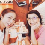 Cheer Chen Instagram - 我媽媽好漂亮😍 想炫耀怎麼辦