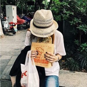 Cheer Chen Instagram - 🚲
杭州，請等我12月再回來
