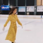 Cheer Chen Instagram – 那天下午我帶著我的新歌，到了導演的工作室，如同十年前一樣，兩個人安靜聆聽歌曲之後，他說他喜歡「殘缺的彩虹」。
.
老友再次相聚，那些笑鬧不經意的青春，都不曾真的離去，靜靜看著我們成長，看著我們各自不得不擁有的「倘若」，留下作品後，再啟程，繼續前行。
.
導演：徐筠軒
詞曲：陳綺貞
製作：鍾成虎
編曲：洪敬堯 @ayaohung 
造型：曾瓊鶯 @olivetseng 
妝髮：瑤瑤 @ara.wu
平面：胡世山 @oh_samhu
演員：江常輝 @stevenchiang7882