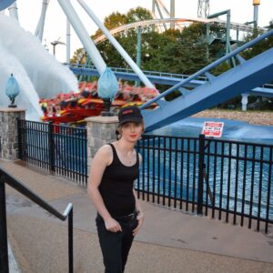 Chelsea Manning Instagram - after last 7 years of an emotional roller coaster 😌 now we can ride the real roller coaster 😮😱🤩🎢🌈💕 #WeGotThis