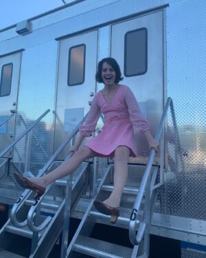 Chelsea Sheets Instagram - Looking forward to seeing my role on “I Know This Much Is True” HBO limited series coming this spring! Loved working with Director Derek Cianfrance and my fellow actors <3 I posted some behind the scenes and a little pre shoot dance/singathon in my hotel room 💃🏻😛
