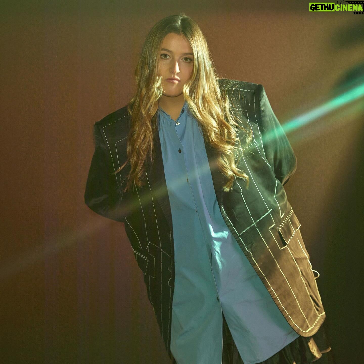 Chelsea Cutler Instagram - loved every second of this, thank you @tmrwmag <3 full story online photographer @benritterphoto stylist @emmawendorff glam @emmawendorff writer @ragbagxo editor @joetmrw