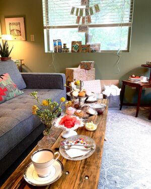 Chelsea Kane Instagram - Just had a tea party with my mom at the “Quaran-TEA Room” 💕 Happy Mother’s Day to all the moms out there!