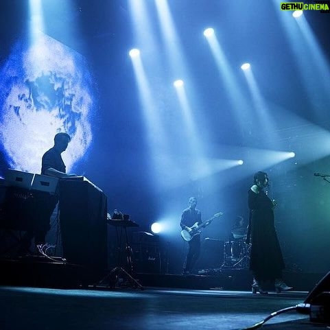 Chelsea Wolfe Instagram - grateful for the magic of @roadburnfest ✨ photos by @geert_braekers / last photo by @effixx lights: @jms.__________ video: @effixx sound: @christophnoth costume design: @jennihensler music: @b.c.___ @thebrownwizard @jessgowrie 🤍