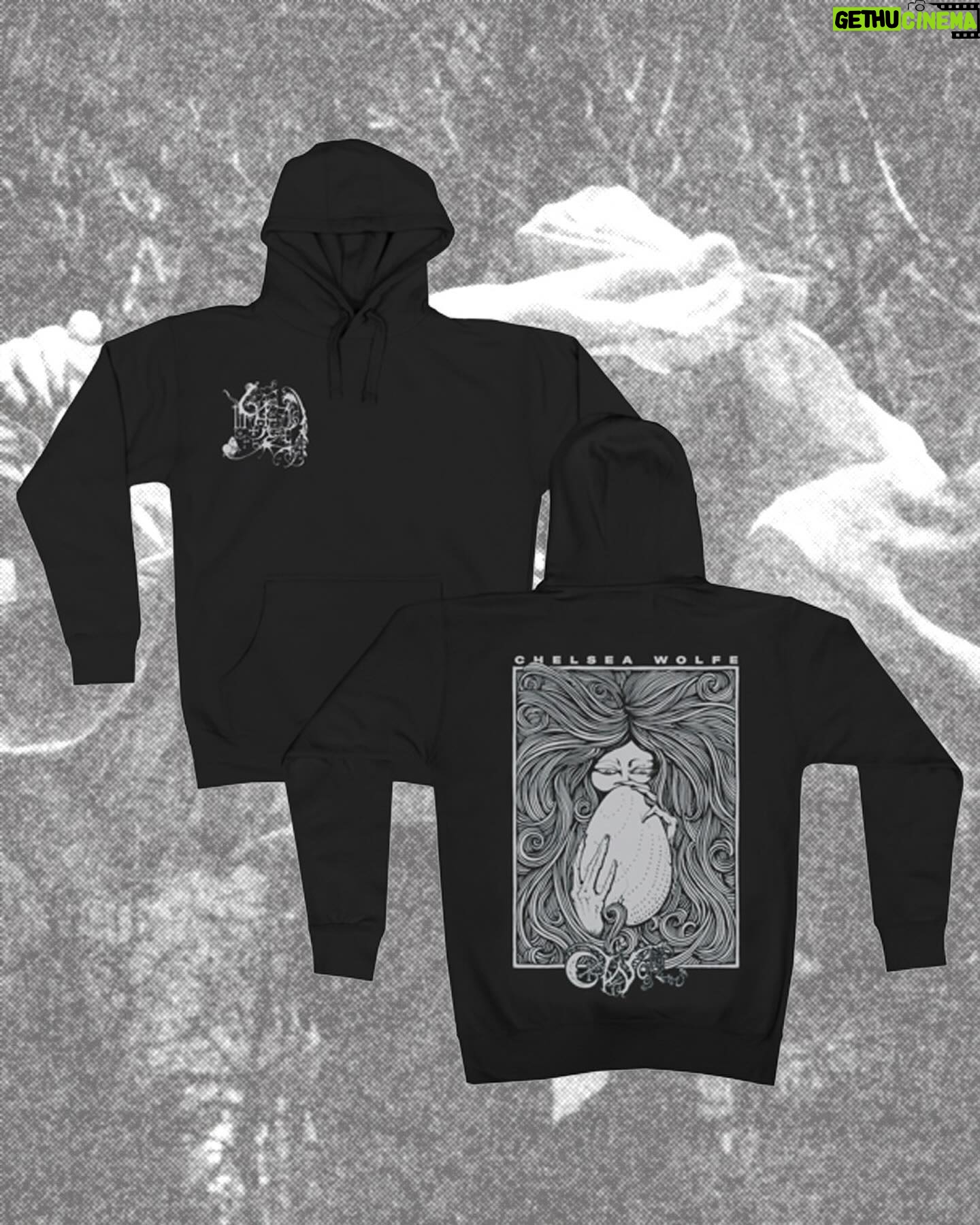 Chelsea Wolfe Instagram - hi! tour merch, She Reaches Out vinyl options CDs, posters, Hiss Spun & Birth of Violence re-presses, & more are up in my official @merchtable store. link in bio🖤🖤
