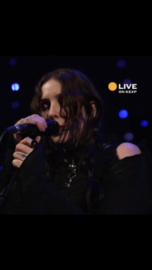 Chelsea Wolfe Instagram - KEXP session is up on YouTube 🎙️

@kexp #kexplive #kexp #liveonkexp #shereachesouttoshereachesouttoshe #chelseawolfe #worldgothday #cutthecord #cutthecords #witchmusic
