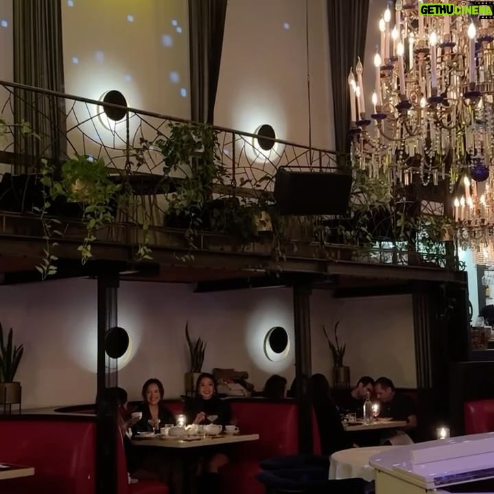 Chelsea Zhang Instagram - restful friends, music, food and laughter >> π₯πΆππ π©πΎππ½π @labohemeweho πΆ grateful for the seemingly simple dreams we get to live out daily.β¨ Got to treat my dear friends w a lovely π₯πΆππ π©πΎππ½π (every Friday) at @labohemeweho who took such great care of us! Vibes were β¨πβ¨ i didnβt even need to whip out the jazz hands π« bubble dress: @zara