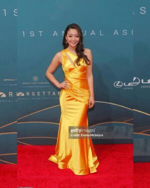 Chelsea Zhang Instagram - 🫨✨ unforgettable gala 2023 ✨🫨 

Makeup: @tingmakeup 
Hair: @hairbardot 
Dress: @ladivine_bycd 
Nails: @leomoonxnails 

get dolled up and celebrate my friends? Say lesss 💛 Thank you @character.media ✨for this community ❤️‍🔥

👀 andddd cont to stream Love in Taipei on @paramountplus!! 

#unforgettablegala2023 #charactermedia