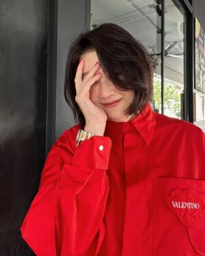 Chen Liping Instagram - How Deep Is Your Love #CNY 🙌❤️🍊🍊
新年红包来来来🧧🧧🧧

Pic6 you'll see how deep my love is..😄😍🥰

#EarlyChineseNewYearMood
#立春 #新年快乐 #身体健康 #笑口常开
#陈莉萍 #ChenLiPing #PTL