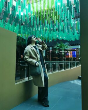 Chen Liping Instagram - 快快地听，慢慢地说。。🌤️⛅🌥️☁️
就似我的照片慢慢地Po🤣🤣🤣
#蓝天 #白云 #好天气
#Australia #Melbourne #Sky #Photo #Aiyoyo #ChenLiPing
#陳莉萍 #PTL