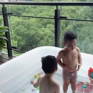 Chen Yi Xin Instagram - 👶🏻👶🏻