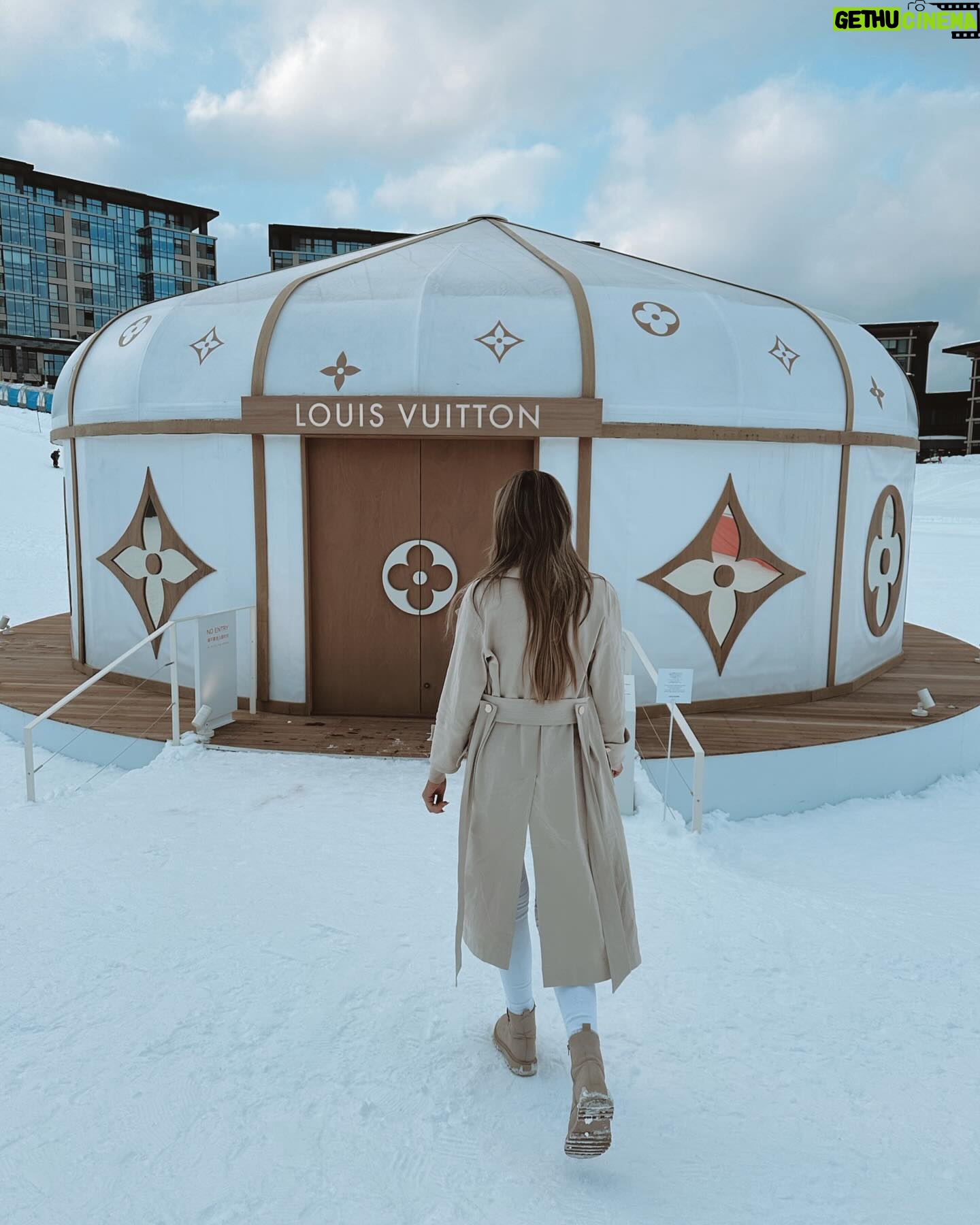 Cheryl Maitland - 770 Likes - Niseko 🤍❄️