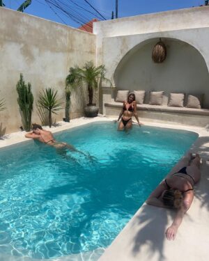 Cheryl Maitland Instagram - Bali snippets 🫶🏽
Villa - @casaalmabali