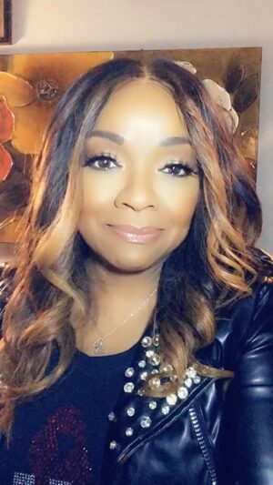 Cheryl Pepsii Riley Instagram - Happy #BlackVelvetMonday n Yep I’m STILL Celebrating My Birthday, Day! ☺️

I just want to Thank Every one of you Again, for ALL The 
Beautiful Birthday Love you sent and are Still sending!!!
 I’ve gotten your messages, calls, texts, dms n continue to get through them in the midst of 
My Bday Behavior!

My Heart is Full ❤️💞❤️
I Love you guys Sooooo Very Much and I don’t take lightly, 
nor for granted, the 
Time and Energy you took to Bless me with your Kindness! 

Thank you, Thank You, 
  THANK YOU!!!

Wishing Each n Everyone of You an Extraordinary, LoveFILLED Week and PLEASE,
Stay Safe n Healthy out there!!!
 🙏🏽❤️👊🏽💃🏽💪🏽

#LuhYallFoRealFoReal