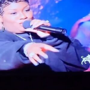 Cheryl Pepsii Riley Instagram - #FlashBackFriday 
Wow!!! This is one I haven’t seen in Ages!!!
Singing Support with Missy, 
we got to do some really cool things. 
One being The Wayans show, 
also with Nicole Wray! 

It makes me smile because 
My Dance fam knows that I was always tryna do some ‘ography from the mic stand cuz
 I Always wanted to dance
 wit them!
Yx, Nadine…. 👀
@yxiaolivares @yesnadineellis 
Y’all know 🥰❤️😂

I saw this n remembered livin my best life, 
gettin in my “5,6,7,8” 
and it bringing me 
Sooo Much Joy! ☺️

Geez…. #GoodTimes

Keep Dreamin’ Family!
Of course we gotta do the work!
Pray, Research, Study, Shed, Believe, Know…..
And it won’t always b easy (actually, it rarely is 🤷🏽‍♀️)
But that’s ok too!
We tend to Appreciate it more when we’ve put in the work! 
Timing is Everything n God’s MasterPlan is Perfect!

So, Please, 
Don’t Give Up! 
Go For It, Make it Happen n 
Then, go’head n Dream dem  Bigger Dreams! 
I’m just sayin….
They Can Come True! 🙏🏽

Luh yall fo’real fo’real!

Please Stay Safe n Healthy out there and
Have a Blessed n Beautiful 
LoveFILLED Weekend!!!
 🙏🏽❤️👊🏽💃🏽💪🏽

#DatBabyInDaBackJammin 😂 #IGotWhatYouWant
