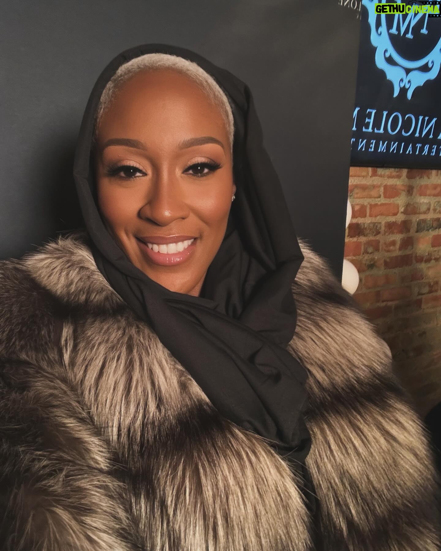 Cheryl 'Coko' Gamble Instagram - Blessed by the best!! Happy Sunday!! 👑💕
