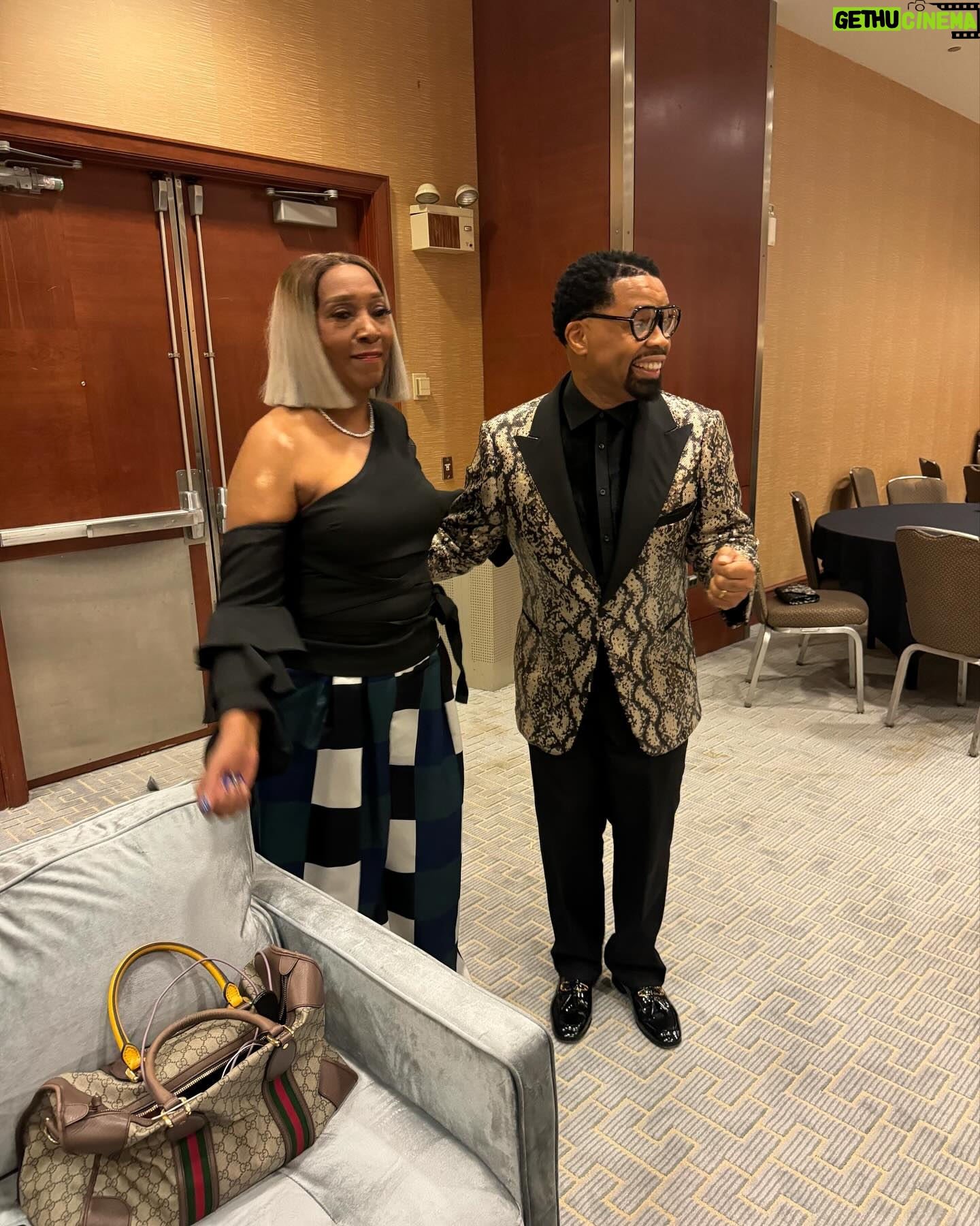Cheryl 'Coko' Gamble Instagram - When I told my mom that SWV got invited to sing at @pastorhannah birthday celebration, she lost it! She was like “Cheryl please take me!” So, I took her and boy did she fan out! And he knew who she was. She said he made her year!!❤️ This year has been rough for her so thank you to Pastor Hannah for being so kind and down to earth. He’s alright with me!!!❤️🙏🏾