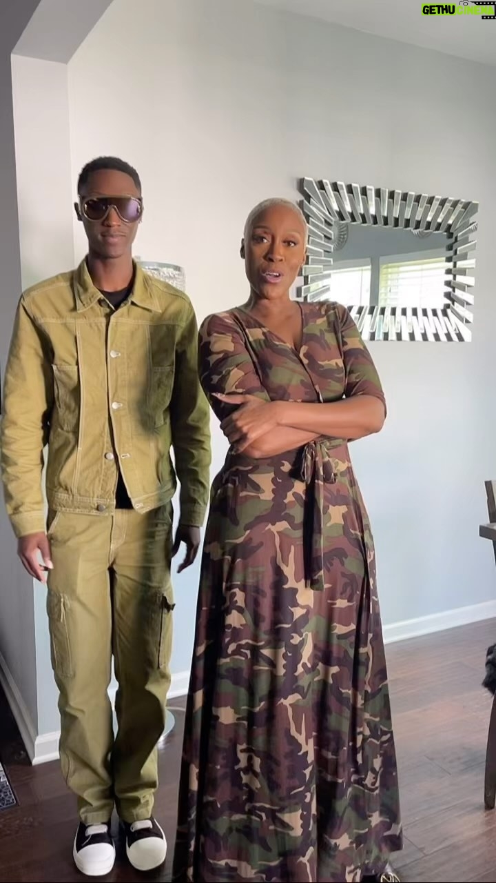 Cheryl 'Coko' Gamble - 12.5K Likes - Twinning with the kid @jayyemichael unintentionally 💚🩵