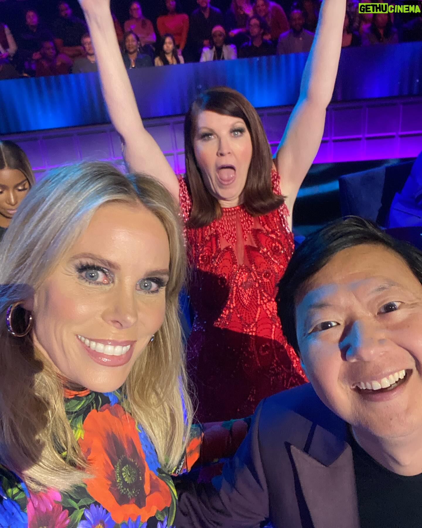 Cheryl Hines Instagram - So much fun w NeNe Leakes, Johnny Gill, Kate Flannery & of course Ken Jeong on I Can See Your Voice! ๐๐ฉท๐๐๐งก๐ฉต Wed nite on @foxtv #icanseeyourvoice #sing #laugh