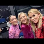Cheryl Hines Instagram - I Can See Your Voice #bts Thurs 8/7c FOX next day Hulu Tomorrow is country night! #icsyv #familyfun #singing