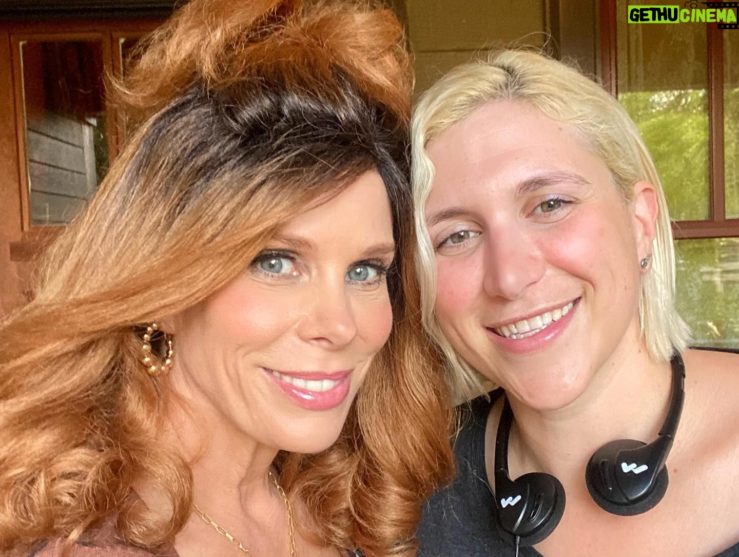 Cheryl Hines Instagram - When we shot the film Popular Theory in Atlanta. The best cast & director!! Thank you Ali. These pics! 😂♥️♥️♥️ In theaters today!! #populartheory #familyfilm #comedy #nerds #popular #wigs