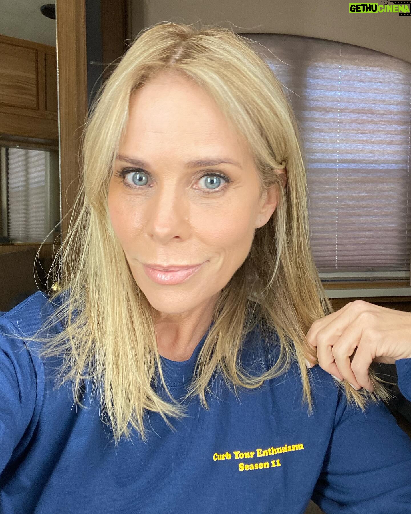 Cheryl Hines Instagram - Countdown to final season! Feb 4th on Max ! Pic from my trailer Season 11💙💙💙 #curbyourenthusiasm #finalseason
