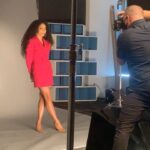 Cheslie Kryst Instagram – Hereโs an addition to my on-set outfit series lol this time a little less posed and with some candids courtesy of @cesca8 ๐๐ Apparently my phone counts as an accessory along with my earrings and necklaces .
.
.
.
#onset #bts #extra #extratv #businesscasual #backtotheoffice #officeoutfits #workoutfits #missguided