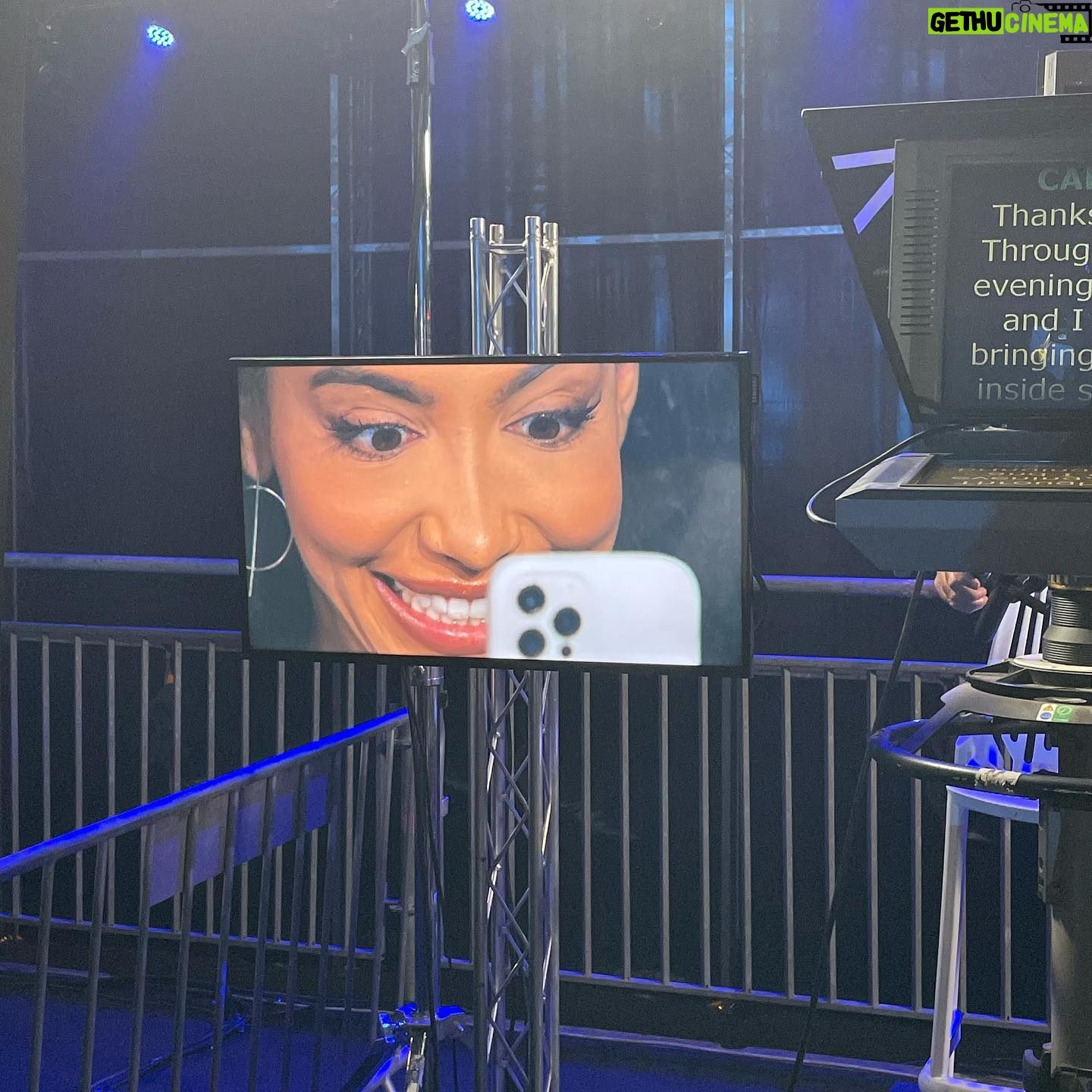 Cheslie Kryst Instagram - I promise we wonβt be on our phones during the broadcast tomorrow πππ at least not while the cameras are rolling. I might need a selfie or two during commercial break. . . . . #missuniverse #missuniverse2021 #pageant #pageantry #pageantlife