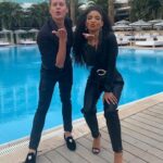 Cheslie Kryst Instagram - Time for a little fun with Cheslie and Kressley!! Now that the preliminary competition is over, I’m taking my judging hat off and putting my analyst hat on as @carsonkressley and I serve as backstage correspondents for the final night of Miss Universe with @iamsteveharveytv back as the host!!! I loved having a chance to get some behind the scenes insight into the 80 phenomenal women competing while I served on the preliminary selection committee and I’m looking forward to sharing that insight with you all at home watching (at least everything I’m allowed to share lol)!! The final show airs live at 7pm ET this Sunday on @fox … Who are you tuning in to watch??? . . . . #missuniverse #missuniverse2021 #carsonkressley #chesliekryst #steveharvey #missusa2019