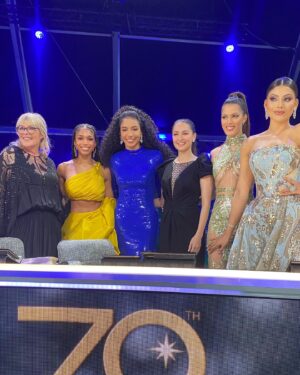 Cheslie Kryst Instagram - Selecting the next Miss Universe: a photo story lol #WhoWillSheBe ?? Gown: @jovanifashions .
.
.
.
#missuniverse #missuniverse2021 #bluegown #bluedress #missusa2019 #jovani