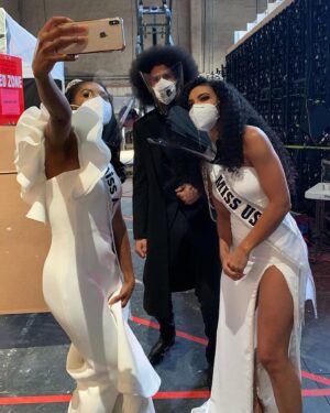 Cheslie Kryst Instagram - Interrupting the regularly scheduled Turks and Caicos posts to bring you some bts pics from the day @niaimanifranklin and I filmed for the new @netflix series, @colininblackandwhite!! It meant a lot to us to be included in such an incisive series that @kaepernick7 and @ava masterminded. I binge watched all six episodes at once!! Nia and I are at the end of episode five, but make sure you check out the whole series. It’s so thoughtfully pieced together that you’re sure to take away a thing or two you didn’t know before. .
.
.
.
#missusa #missamerica #colinkaepernick #colininblackandwhite #netflix #bts #bgm #blackgirlmagic