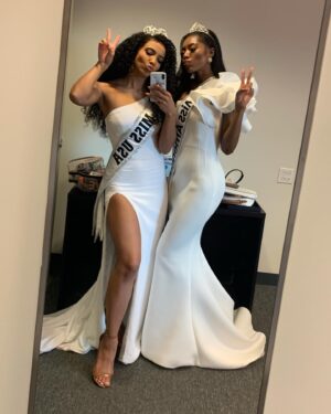 Cheslie Kryst Instagram - Interrupting the regularly scheduled Turks and Caicos posts to bring you some bts pics from the day @niaimanifranklin and I filmed for the new @netflix series, @colininblackandwhite!! It meant a lot to us to be included in such an incisive series that @kaepernick7 and @ava masterminded. I binge watched all six episodes at once!! Nia and I are at the end of episode five, but make sure you check out the whole series. It’s so thoughtfully pieced together that you’re sure to take away a thing or two you didn’t know before. .
.
.
.
#missusa #missamerica #colinkaepernick #colininblackandwhite #netflix #bts #bgm #blackgirlmagic