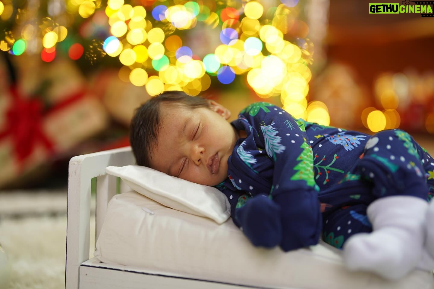 Cheyanne Buys Instagram - I sometimes just look at my son and can’t believe we made him. A love like no other. 💙✨ This Christmas is a very special one.