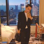 Chiaki Horan Instagram - _ 前髪長くておだんごできた頃。 また前髪伸ばそかなー🧶 #zenithwatches #ゼニス #sponsored