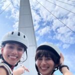 Chiaki Horan Instagram - _ カレンちゃんと夏の思い出ロケ🚲👭カレンちゃんは思い出をその日に置いてくるタイプと言っていたので、もしかしたらもう忘れてるかも知れないけど笑 写真見て思い出してね🤍笑 『沸騰ワード10』だからこそのスペシャルな旅が実現できて、本当に楽しかった✨🥰 また思い出作ろうね🎶