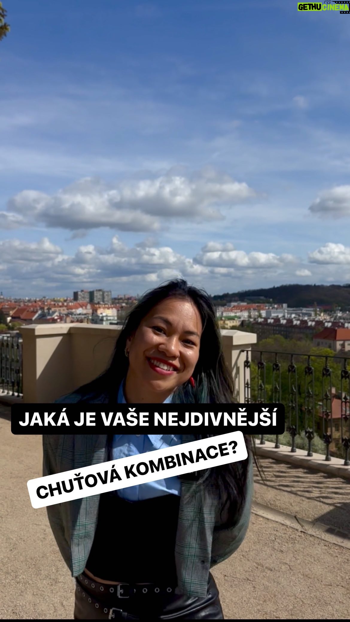 Chila Ta Thuy Instagram - Jinými slovy se vás ptám, jak velký prasátka jste. 😀 #spetkachili #gastrootazky