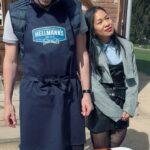 Chila Ta Thuy Instagram - Potkat svého idola není žádná jednoduchá záležitost. Ale naštěstí to @petrcech zvládl bravůrně. 🌝 #hellmanns #grill #party
