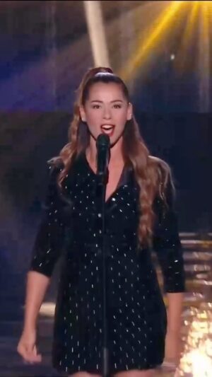 Chimène Badi Instagram - La semaine dernière je vous interprétais pour la première fois « Milord » à la télé lors de la Fête de la chanson française 🥰

Merci @danielalumbroso et @france2 !