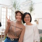 Chin-Lan Chang Instagram - @humandesign.museum 認識yuyu真是最幸福的事之一了✨ 每次跟她聊天 都感受到她真的很想把人類圖的好分享給所有的人🥹 我就是其中之一 因為人類圖，我活得更像我自己了 也更可以尊重別人的設計 人類圖不是算命，更像的是一份天上的禮物🎁 是一份屬於自己的使用說明書🙆🏻‍♀️ 謝謝Yuyu邀請我搶先拿到了她的牌卡💓 知道她設計牌卡一路以來花費多少時間跟精力 砍掉重練了好幾次 真的很辛苦💦 常常聊人類圖 一開始很好聊 「喔～你是顯示者 6/2 人」 沒了 聊一聊 聊到閘門就卡住了 這時候就會需要牌卡～ 我覺得牌卡的設計很直觀 也就是說～ 「有了人類圖牌卡，可以更直觀的了解每個閘門， 而且也會直接對應，知道那個閘門是屬於那個能量中心跟哪個迴路～」 如果上面看不懂 簡單的說 就是這副牌卡不僅可以在自己或跟朋友一起時 不用一直翻書也不用一直估狗 都可以攤開牌卡瞬間了解自己跟對方的屬性及特色 非常方便跟直覺～ 有圖畫也蠻幫助我記憶的 謝謝當天活動溫暖的 @a_nother_me__ 跟 精準的 @wenpowerlife 一起分享了好多人類圖的小故事🤍