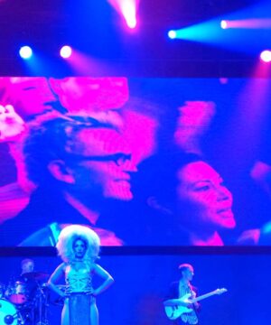 China Chow Instagram - LOVE THE BACKDROP at #80sweekend 
@erasureinfo @billyidol