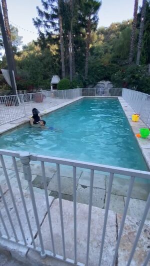 China Chow Instagram - Phoenix Chow swimming with big sis!
