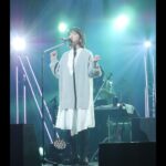 Chisato Moritaka Instagram - ⁡ 2024「今度はモアベターよ！」 3月10日　熊本 熊本城ホール　終了しました！   故郷熊本でのコンサートでした。ただいま～。   来てくださった皆さん温かく見守ってくださりありがとうございました。 ステージ上でも小さなくまモンが応援してくれていました！   久しぶりだけん、たいぎゃ楽しみにしとったよー。 熊本城にも行けて熊本のうまかもんも沢山食べてパワーがみなぎりました！   この街でまたコンサートができますように！   次は3月23日　山口 シンフォニア岩国　です。   #chisatomoritaka #森高千里 #今度はモアベターよ #熊本県熊本市 #熊本城ホール #末広 の「#ちょぼ焼き」 #高岡製パン の「#ネギパン」 #JA熊本果実連 の「#ジューシーみかん100」 #ゆうべに #ひのしずく #スイス の「#カマンベルン」 #味屋製菓 の「#亀せん」